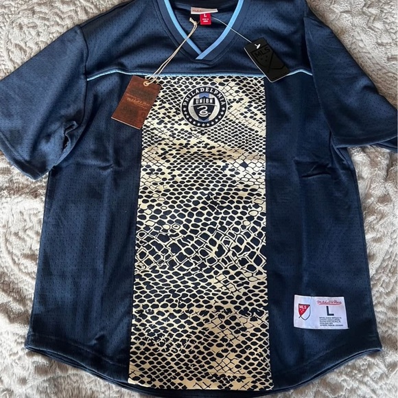 Philadelphia union Mitchell & Ness Navy Mesh Apparel - Picture 1 of 4